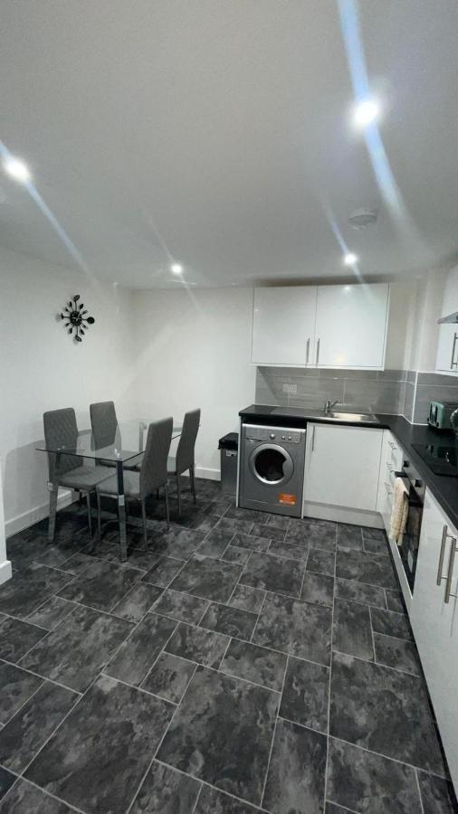 2 Bed Room Luxury Apartment In Old Kent Road London Exterior foto