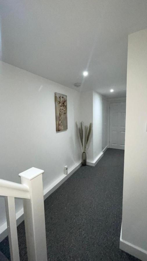 2 Bed Room Luxury Apartment In Old Kent Road London Exterior foto